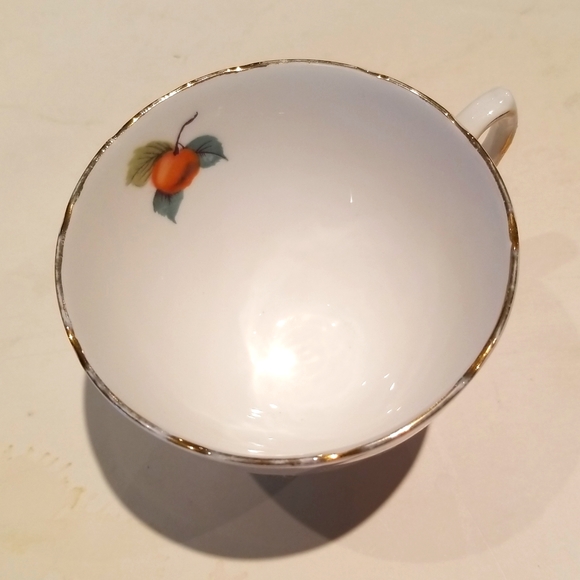 Vintage tea cup and SAUCE - Picture 6 of 12